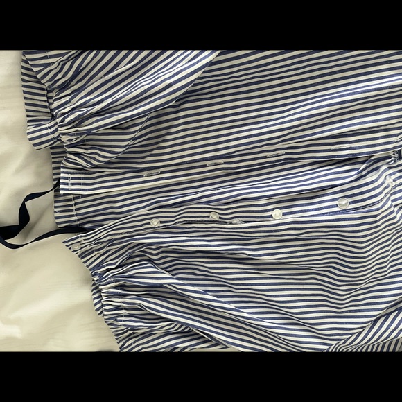 Cute collared summer button up with ribbon ties - Picture 3 of 4